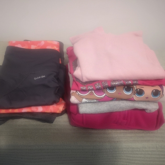 Clothes - bundle - Picture 4 of 5